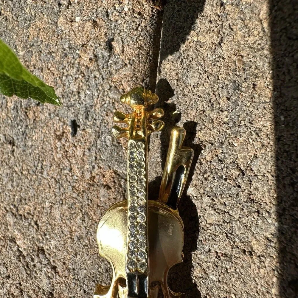 Golden‎ Violin Pin Bow Fiddle Music Fiddler Orchestra Symphony Band Musician